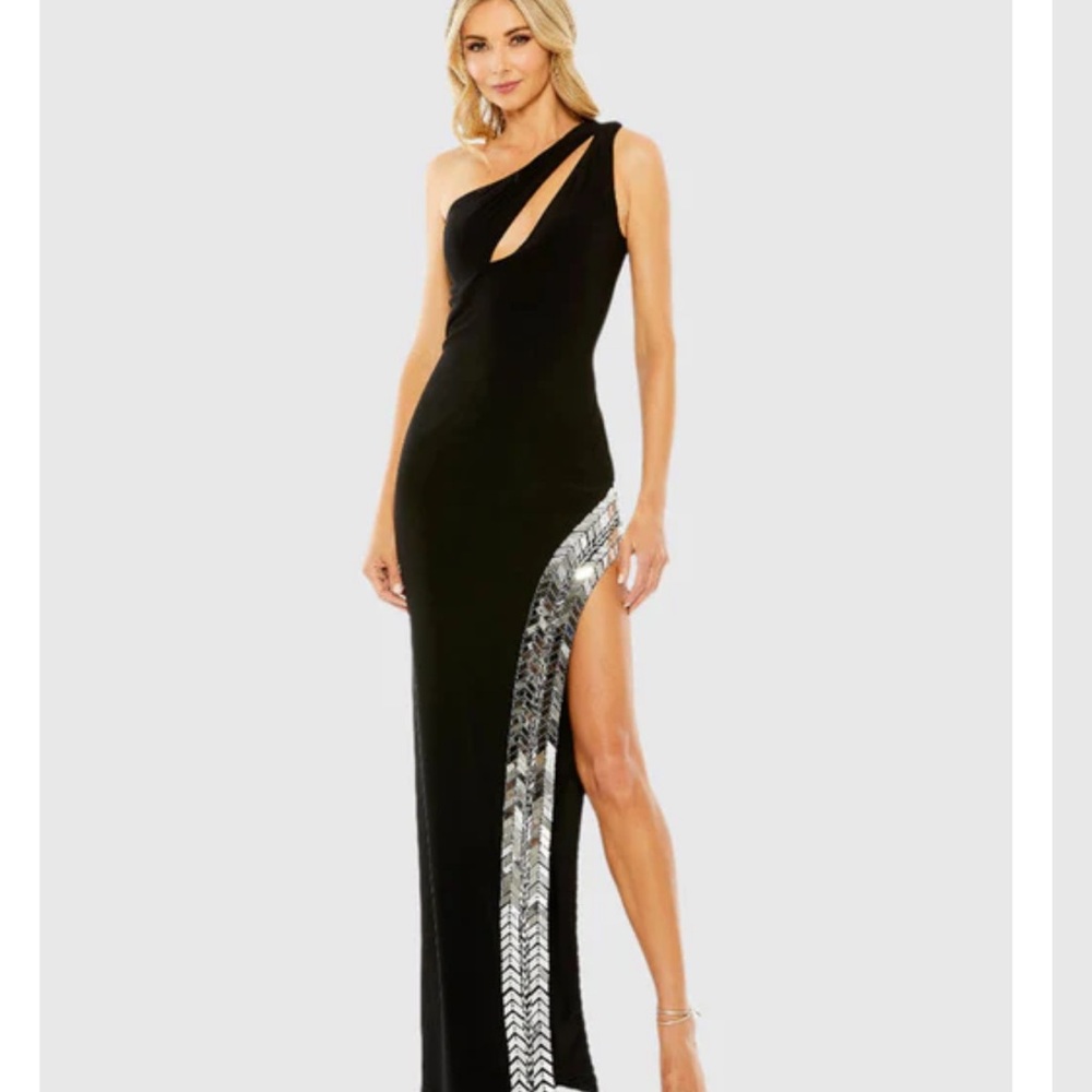 Mac Duggal Elegant Black and Silver Evening Dress